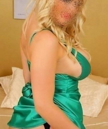 Живу в Москве, и готова познакомиться с тобой. Я создам теплую и уютную атмосферу, где ты сможешь расслабиться и насладиться моим обществом. В моих услугах включены различные эротические массажи, глубокий французский поцелуй и многое другое. У меня есть отличные отзывы от довольных клиентов, которые описывают меня как экспертку в своем деле. Фото, которые ты видишь, полностью соответствуют реальности. Я гарантирую, что наше свидание будет особенным и запоминающимся! 😘 8178, 20 лет